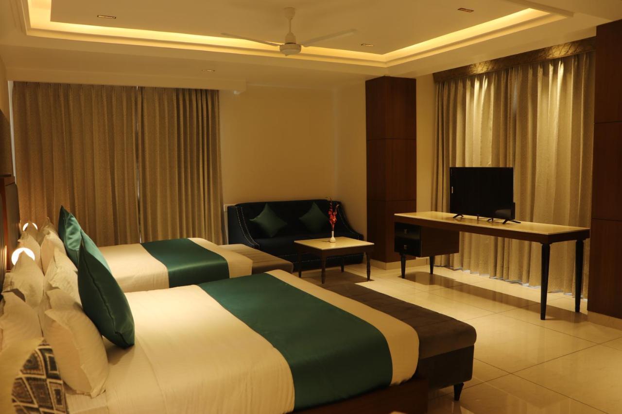 Green Hotel - Behind Parmarth Niketan Rishīkesh Exterior foto