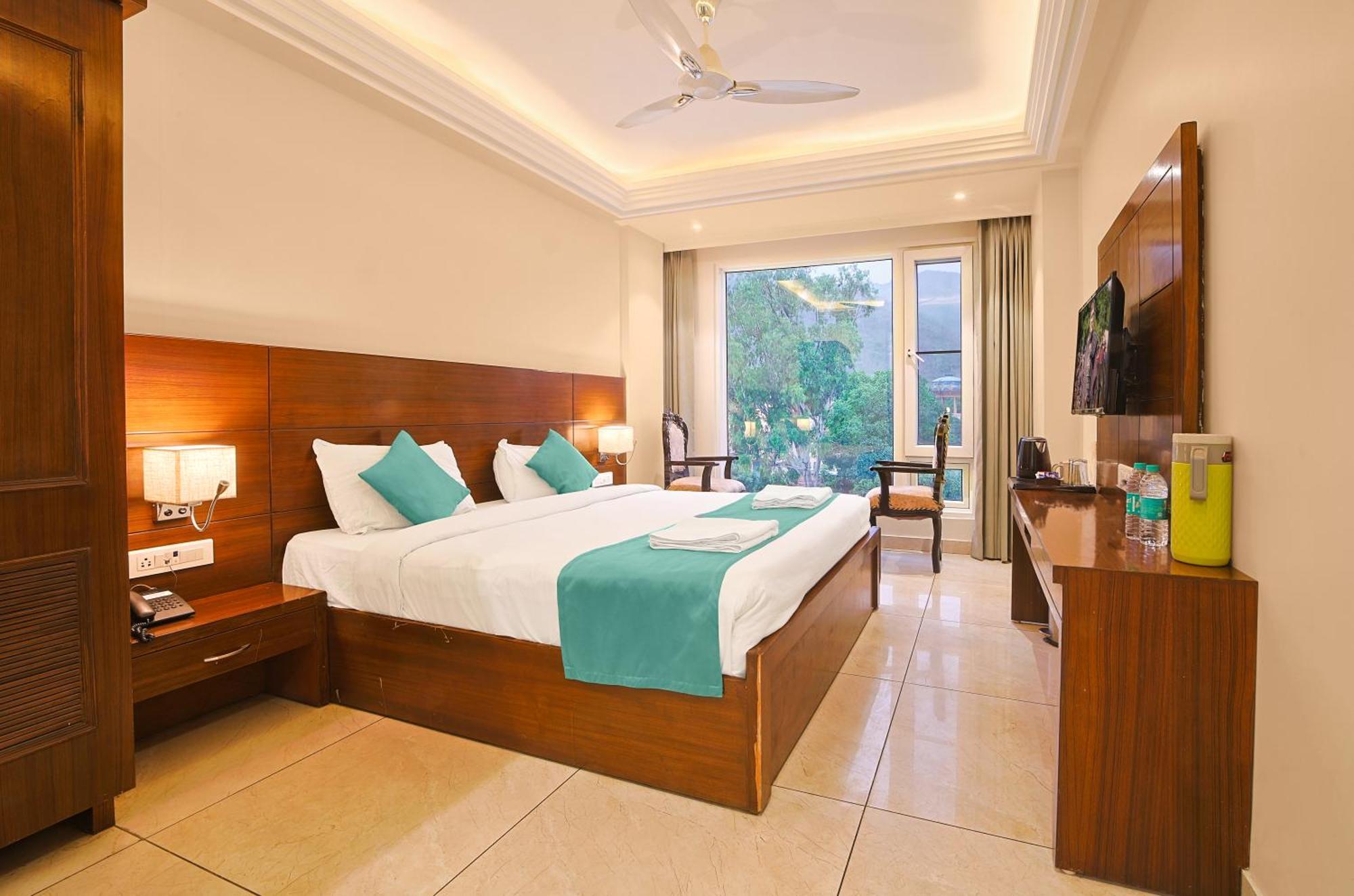 Green Hotel - Behind Parmarth Niketan Rishīkesh Exterior foto