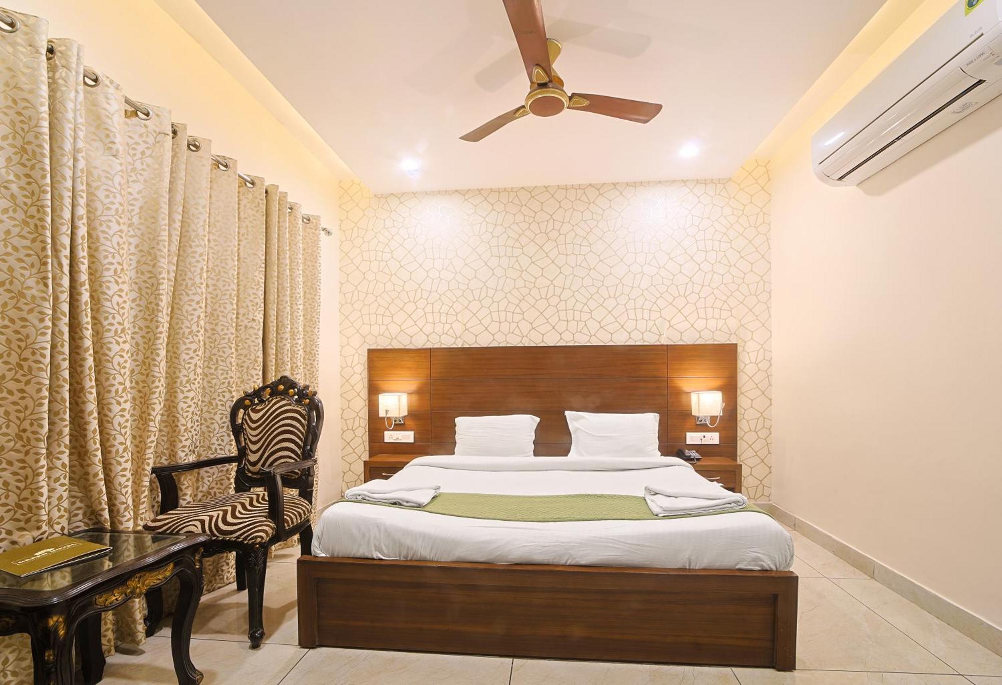 Green Hotel - Behind Parmarth Niketan Rishīkesh Exterior foto
